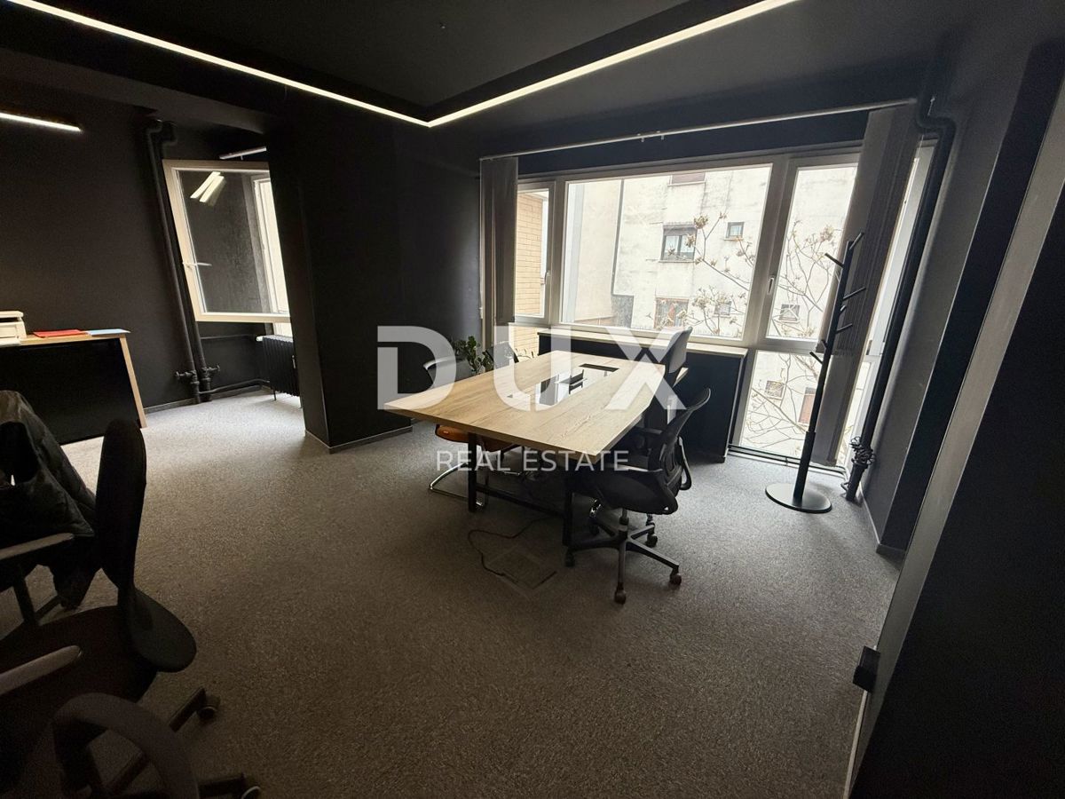 RIJEKA, CENTER - Poslovni prostori, 275 m2, opremljeni, 2. nadstropje!