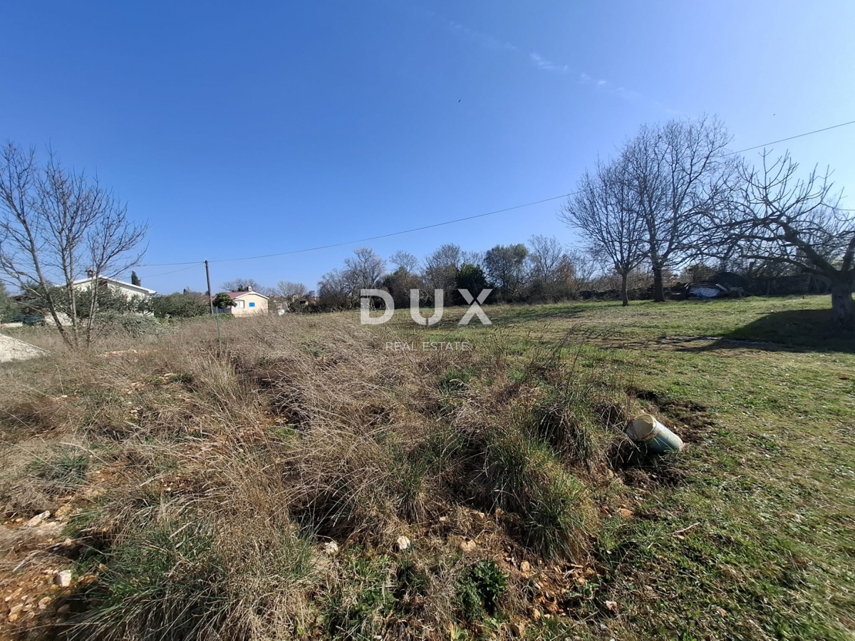 ISTRA, KRNICA - Zazidljivo zemljišče v bližini morja