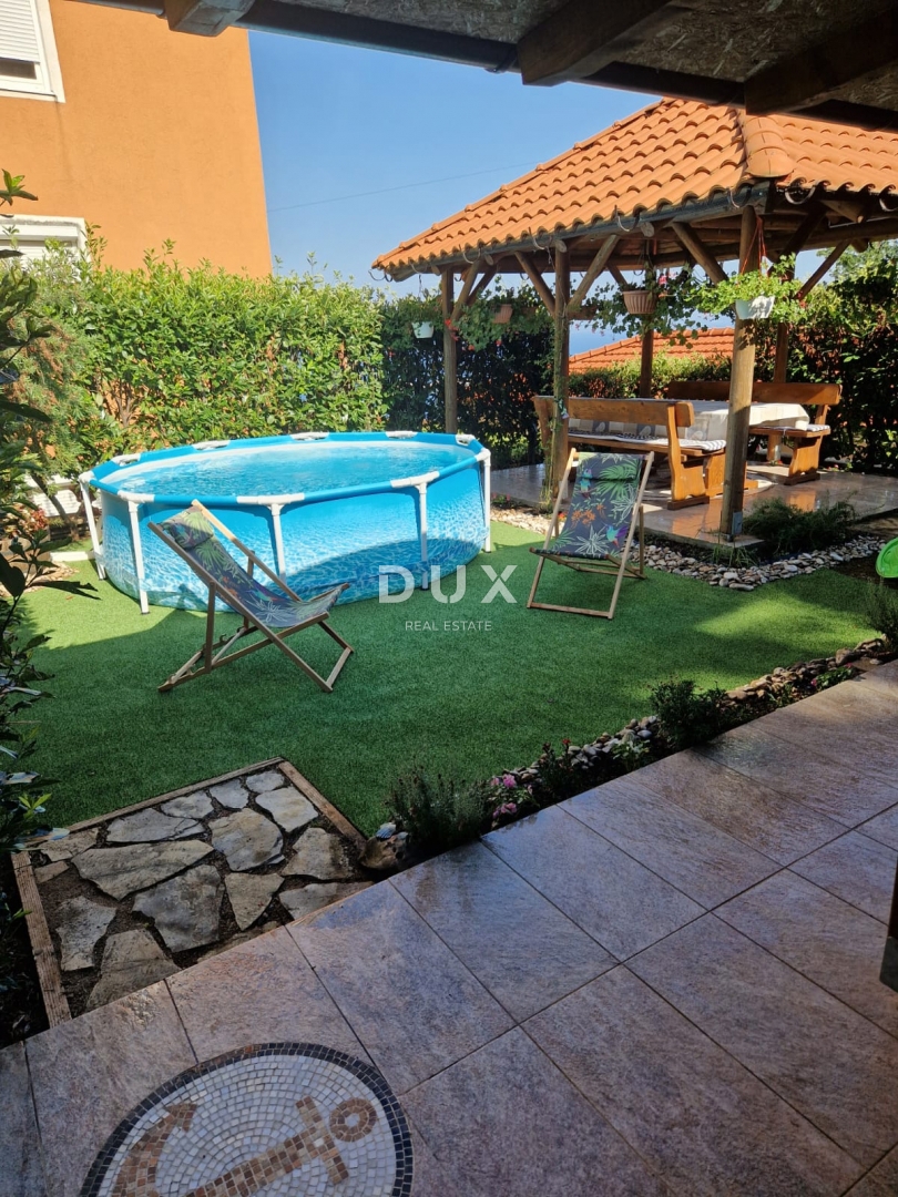 OPATIJA, OPRIĆ - Pogled na morje in vrt za uživanje, 2 spalnici 74m2