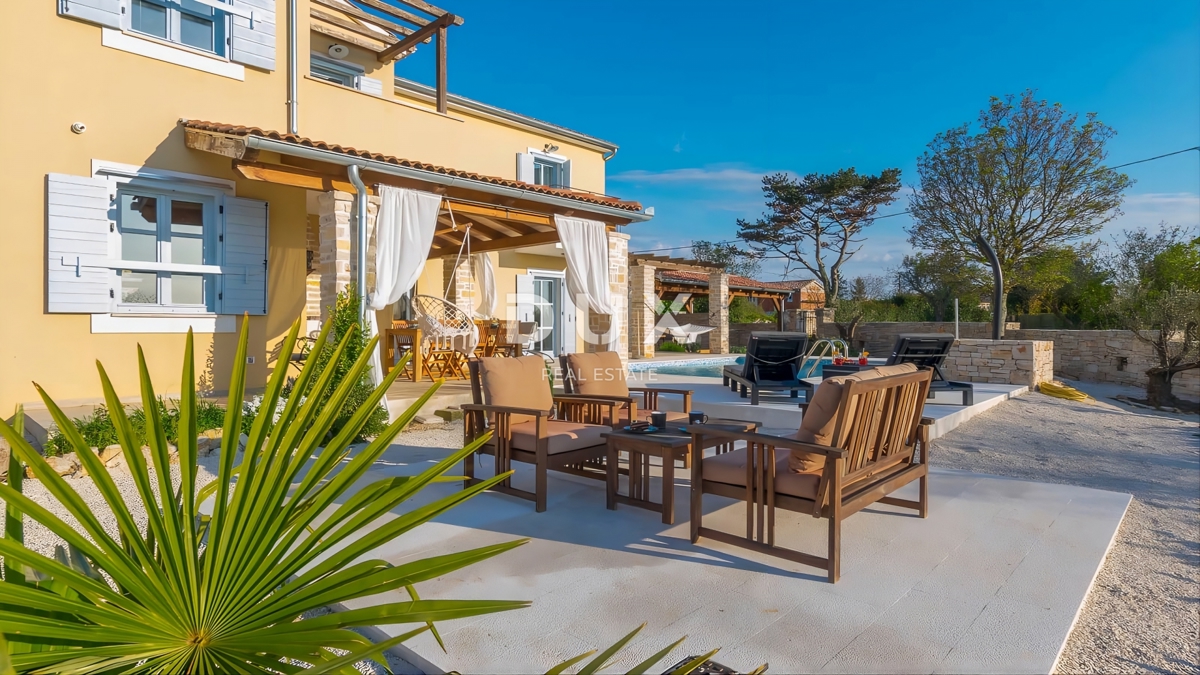 Hiša Svetvinčenat, 179m2