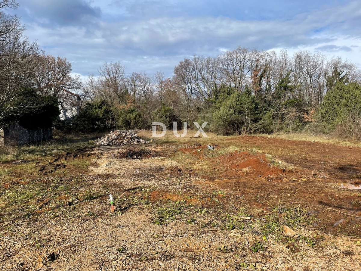 Zemljišče Milohnići, Krk, 530m2