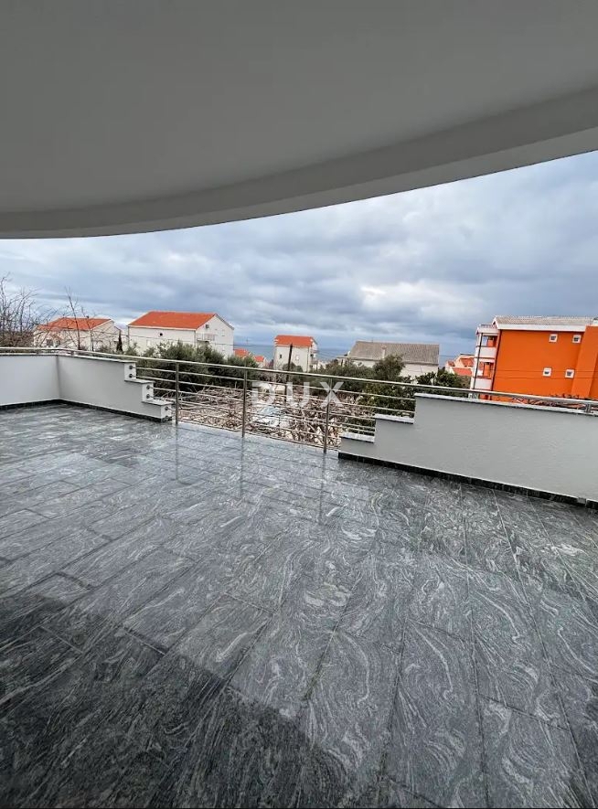 Hiša Novalja, 417m2