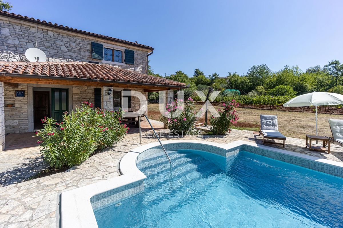 ISTRA, LABIN - Samostojna kamnita vila z bazenom