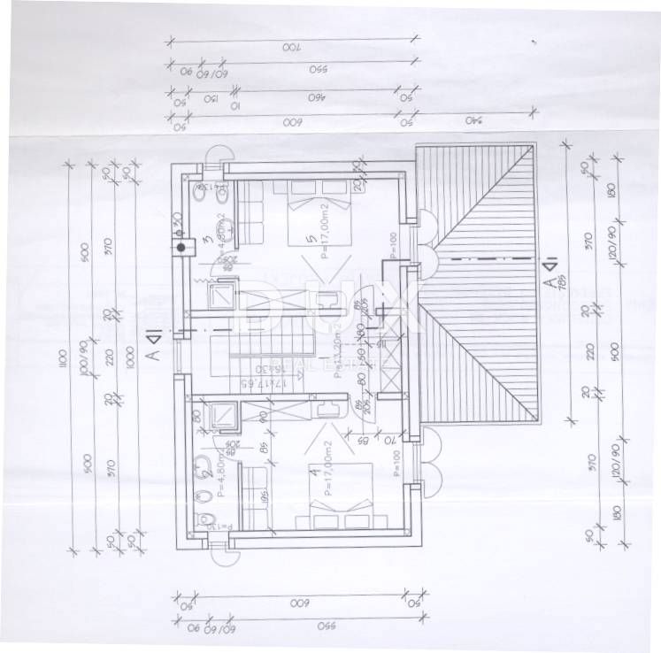 ISTRA, LABIN - Samostojna kamnita vila z bazenom