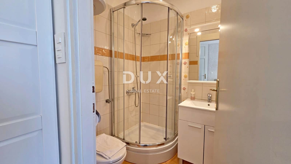 OPATIJA, CENTER - Elegantno stanovanje v središču Opatije, 150 m od morja, 3 spalnice, 109 m2