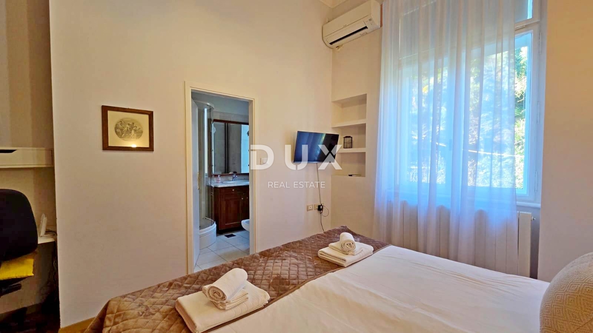 OPATIJA, CENTER - Elegantno stanovanje v središču Opatije, 150 m od morja, 3 spalnice, 109 m2