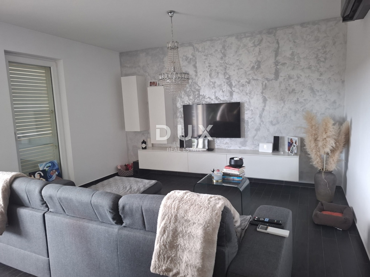 ISTRA, PULA - Dvostanovanjsko stanovanje 127 m2 na odlični lokaciji