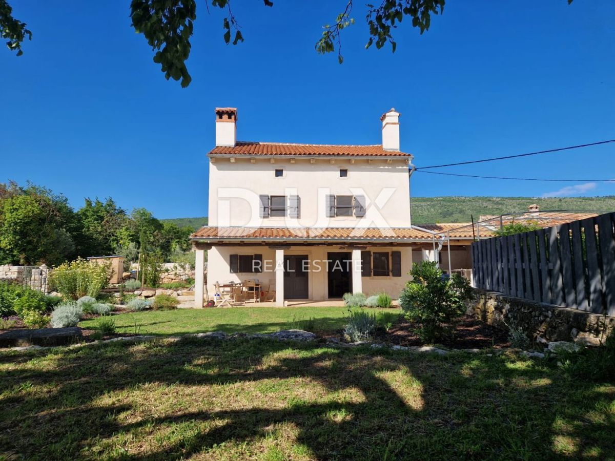 ISTRA, RABAC - Čarobno posestvo z dvema hišama v bližini morja