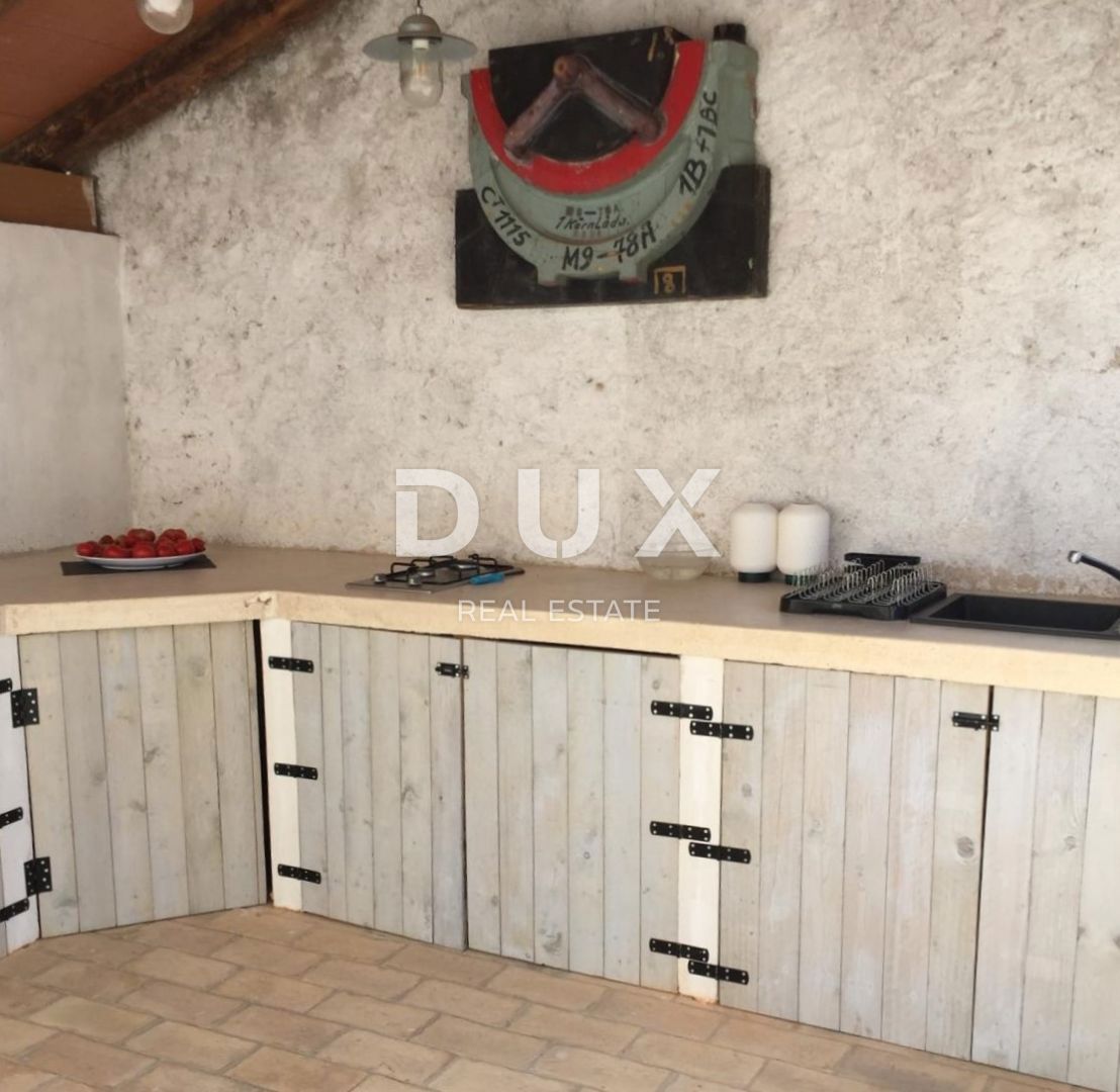 ISTRA, RABAC - Čarobno posestvo z dvema hišama v bližini morja