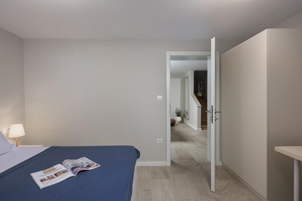 ISTRA, BRTONIGLA - Luksuzna hiša z bazenom