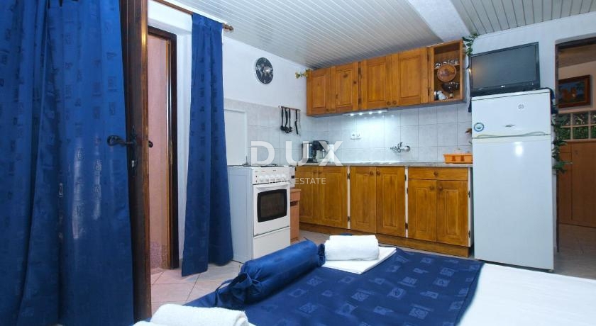 ISTRA, MEDULIN – Hiša s pogledom na morje in Pulj