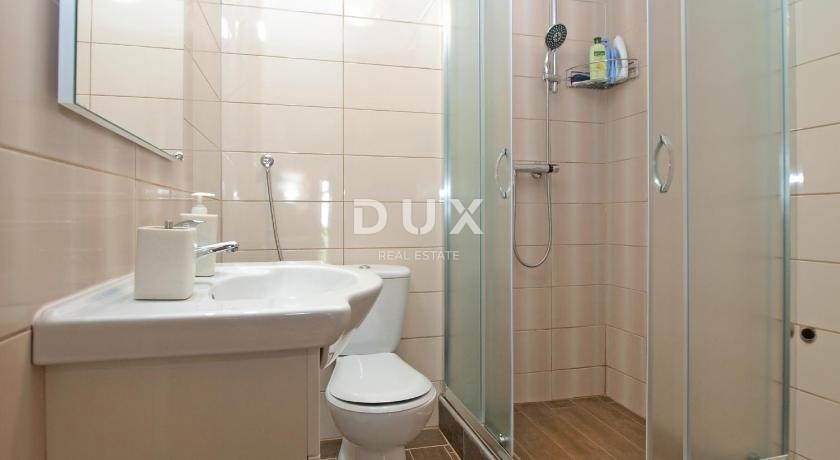 ISTRA, MEDULIN – Hiša s pogledom na morje in Pulj