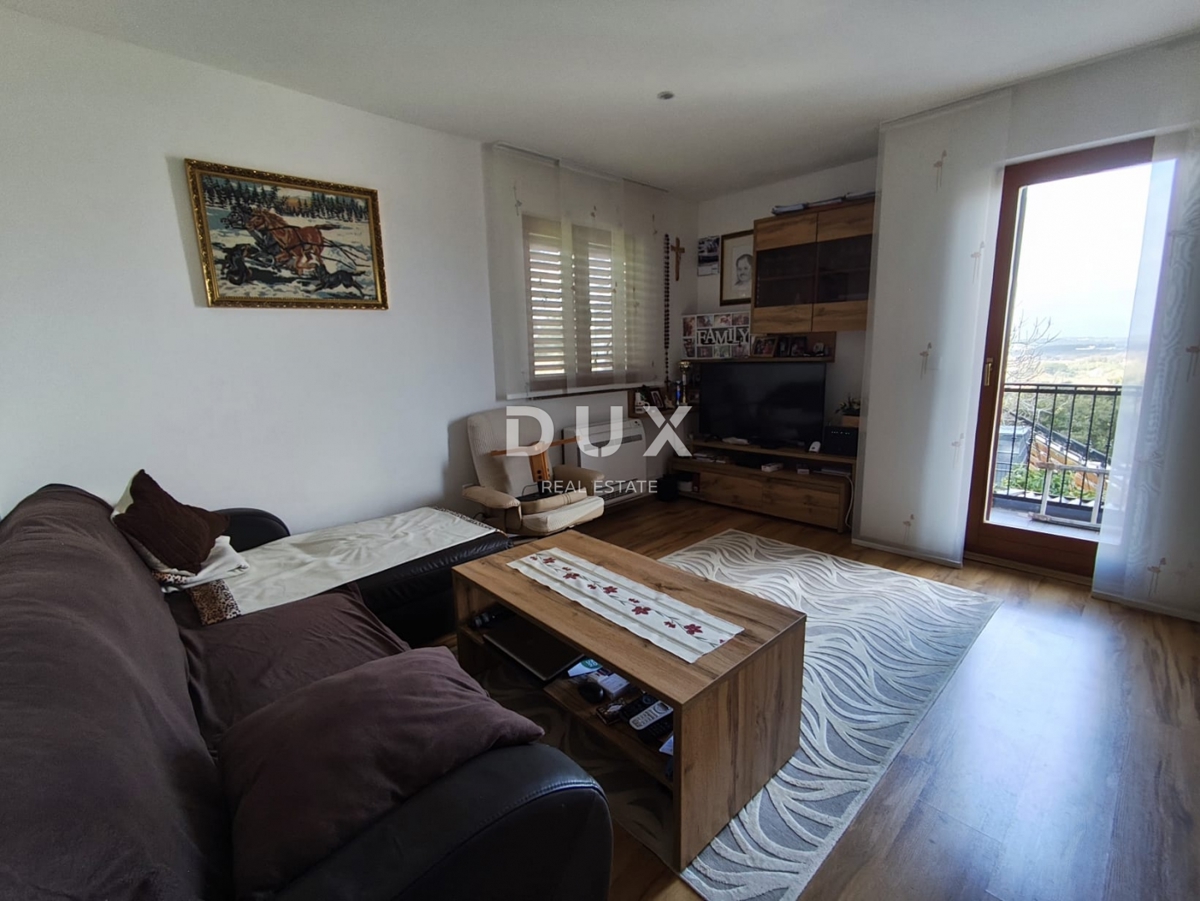 ISTRA, MEDULIN – Hiša s pogledom na morje in Pulj