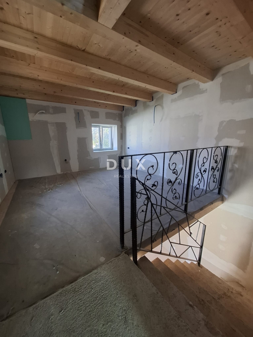 ISTRA, MARČANA - Kamnita hiša v fazi prenove!