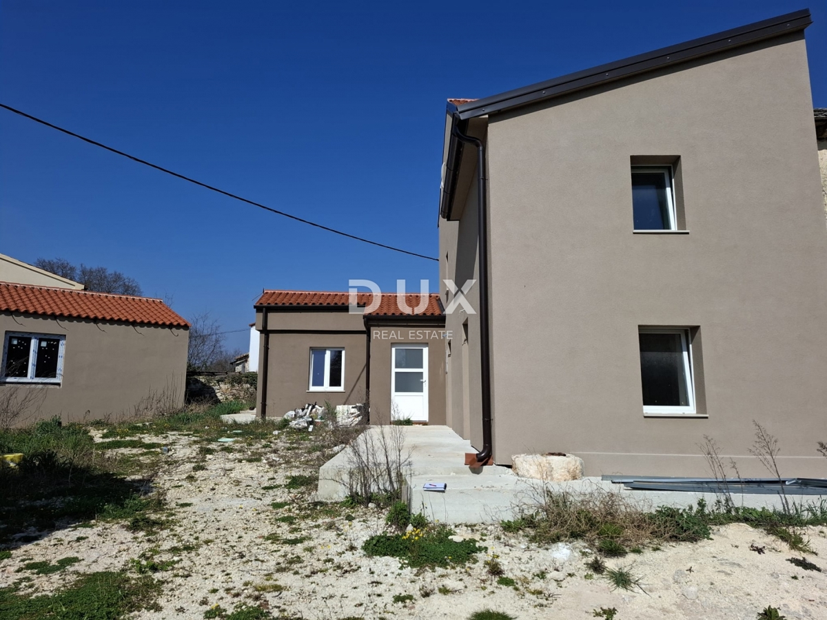 ISTRA, MARČANA - Kamnita hiša v fazi prenove!