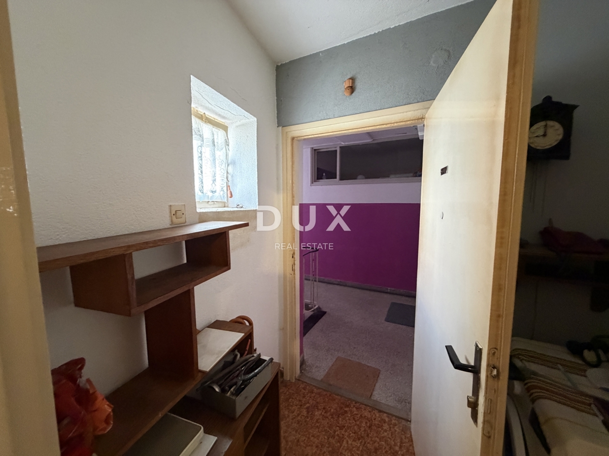 ZADAR, PELUOTOK - Apartma na odlični lokaciji, 100 m od obale!
