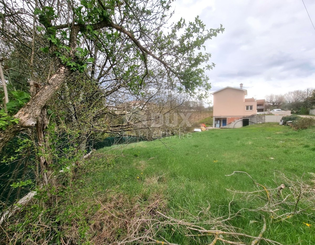 ISTRA, POREČ, okolica - Nova hiša z bazenom na prostranem vrtu, PRILOŽNOST !!!