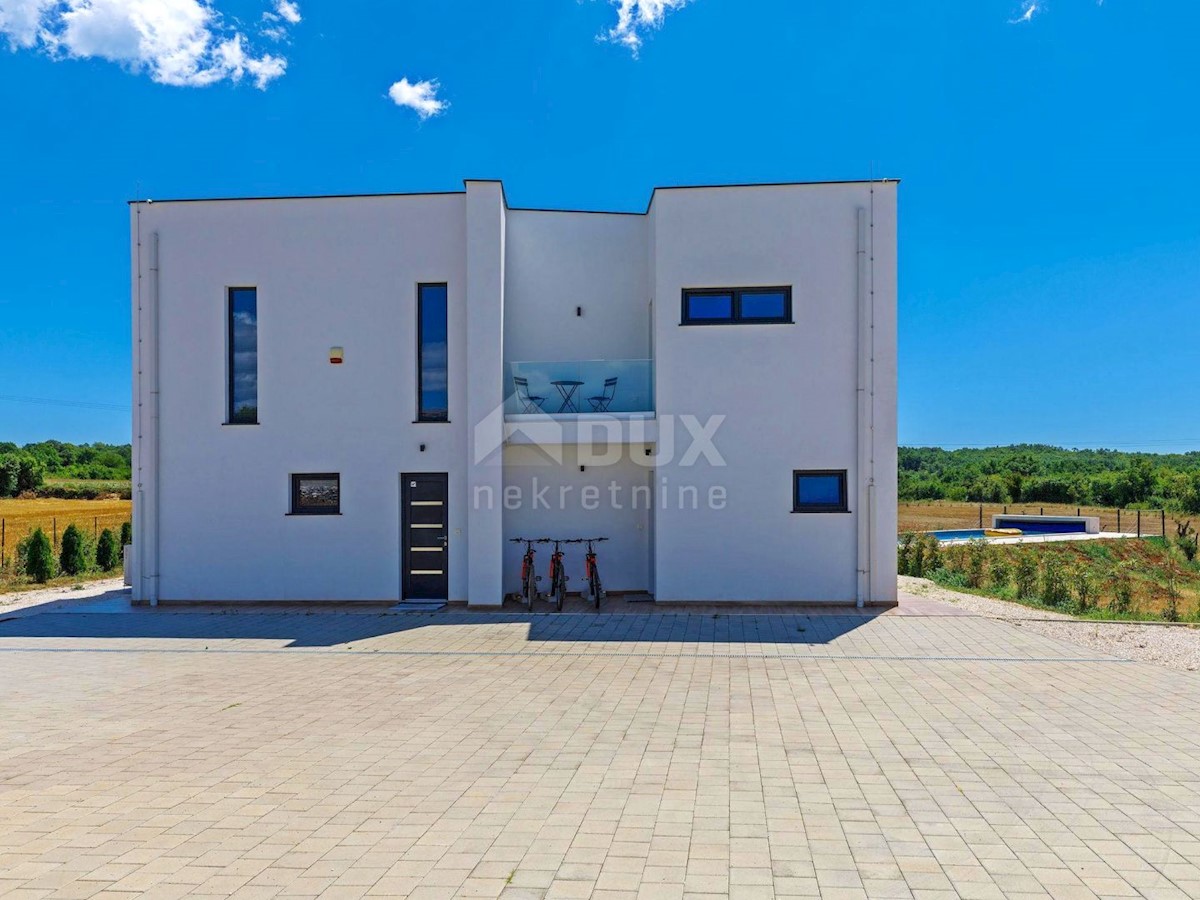 ISTRA, MARČANA - Udobna hiša z impresivnim vrtom