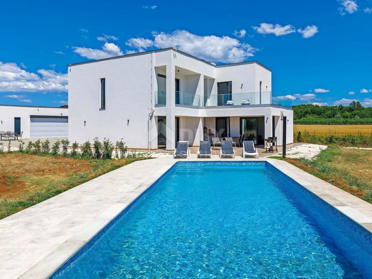 ISTRA, MARČANA - Udobna hiša z impresivnim vrtom