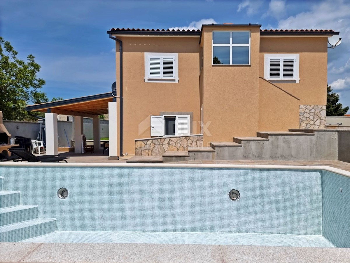 ISTRA, BARBAN - Hiša z bazenom