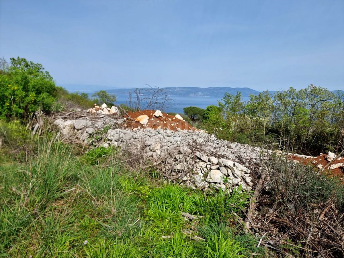 ISTRA, RABAC - Naložbeno zemljišče z gradbenim dovoljenjem in senzacionalnim razgledom