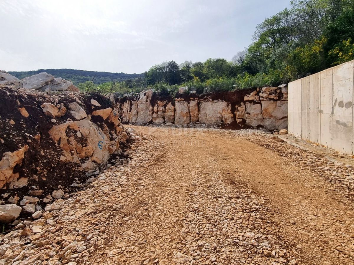 ISTRA, RABAC - Naložbeno zemljišče z gradbenim dovoljenjem in senzacionalnim razgledom