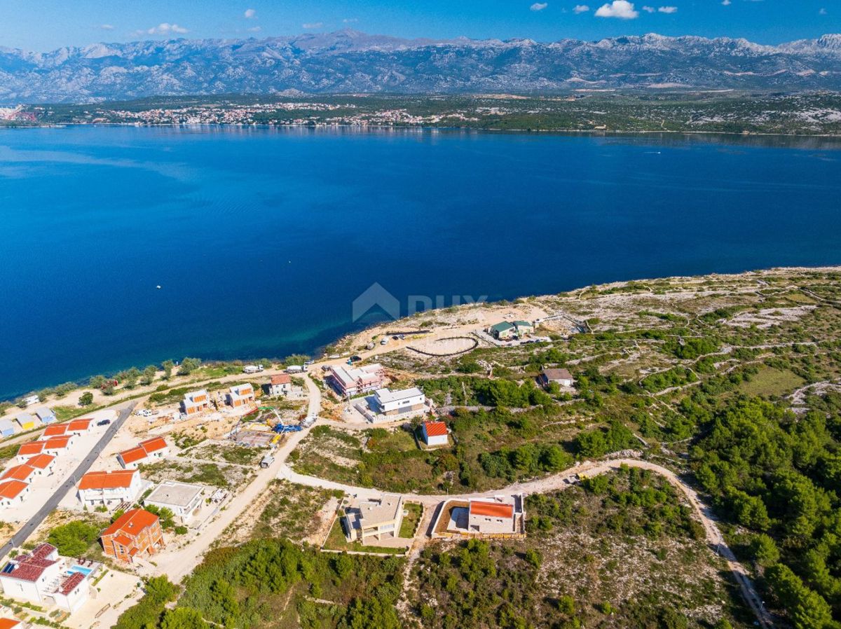 ZADAR, NOVIGRAD - Gradbeno zemljišče 150 m od morja