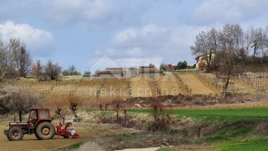 ISTRA, MOTOVUN, OKOLICA - Projekt za gradnjo 4 vil z bazenom