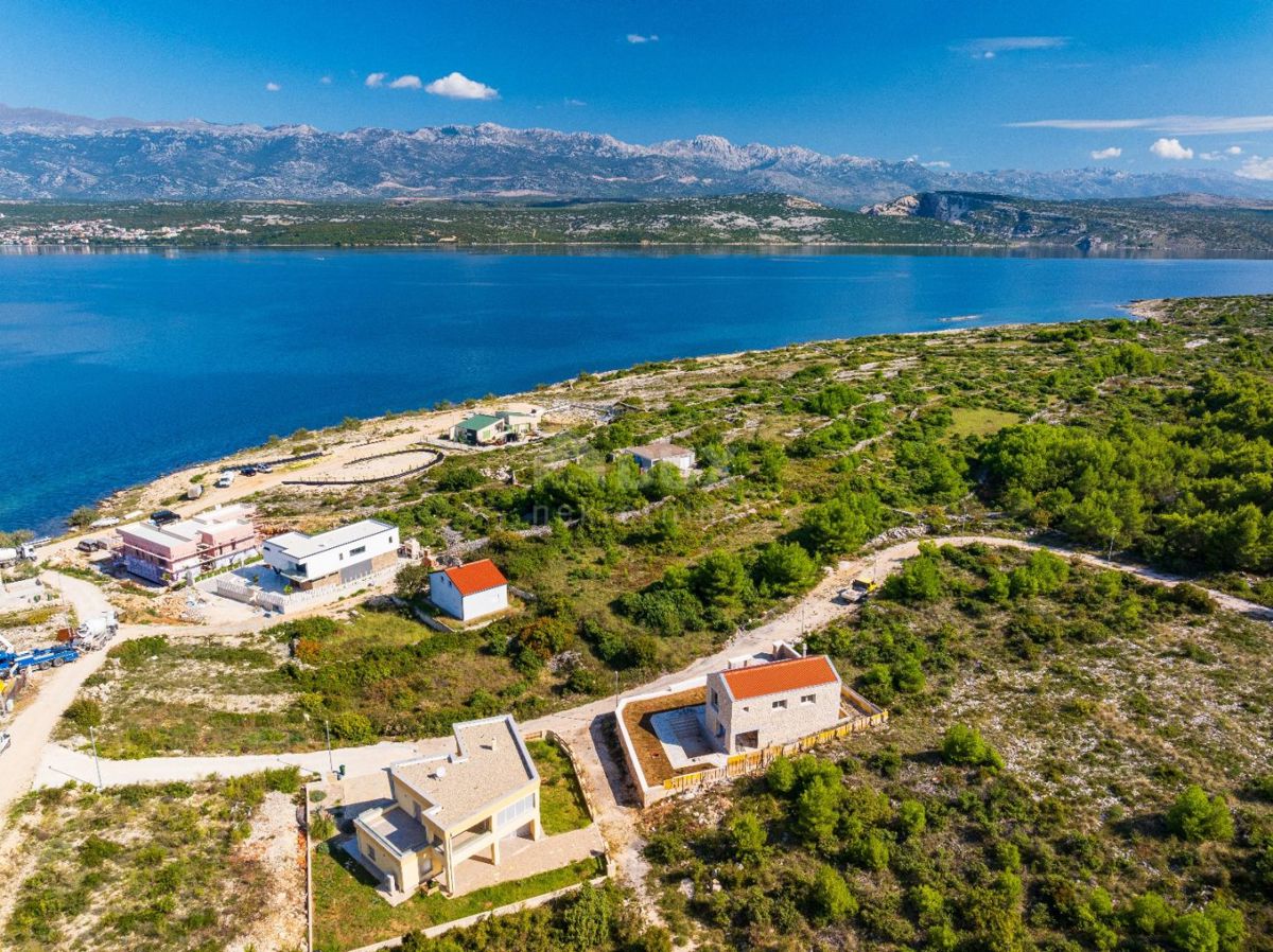 ZADAR, NOVIGRAD - Kvalitetna kamnita hiša 150 m od morja