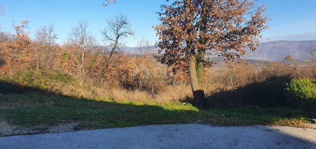 ISTRA, LABIN - Priložnost! Zazidljivo zemljišče (2200m2), lep odprt razgled