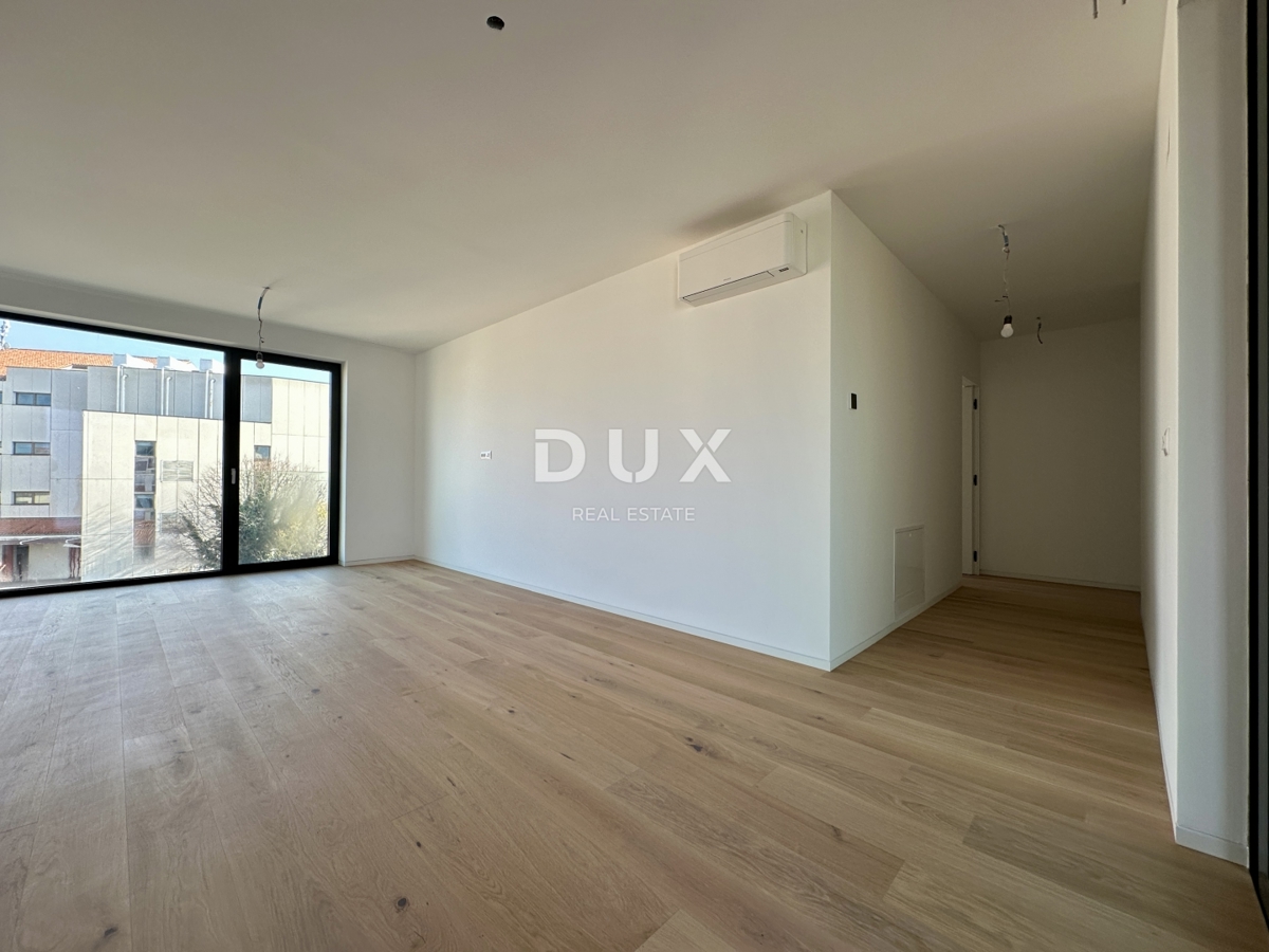 UMAG, CENTER - Stanovanje v luksuzni novogradnji, prva vrsta do morja