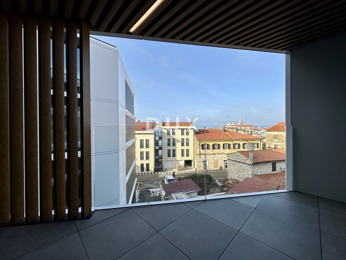 UMAG, CENTER - Stanovanje v luksuzni novogradnji, prva vrsta do morja