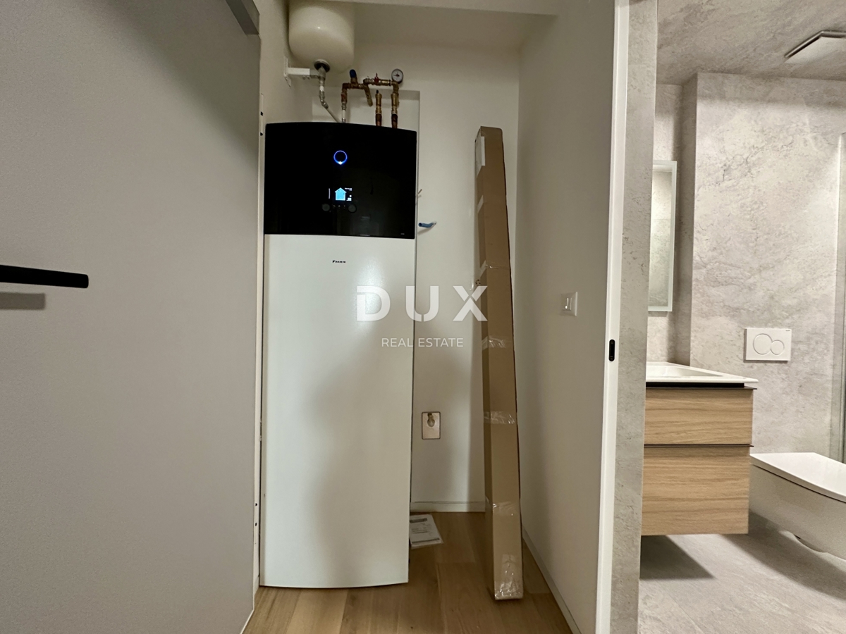 UMAG, CENTER - Stanovanje v luksuzni novogradnji, prva vrsta do morja