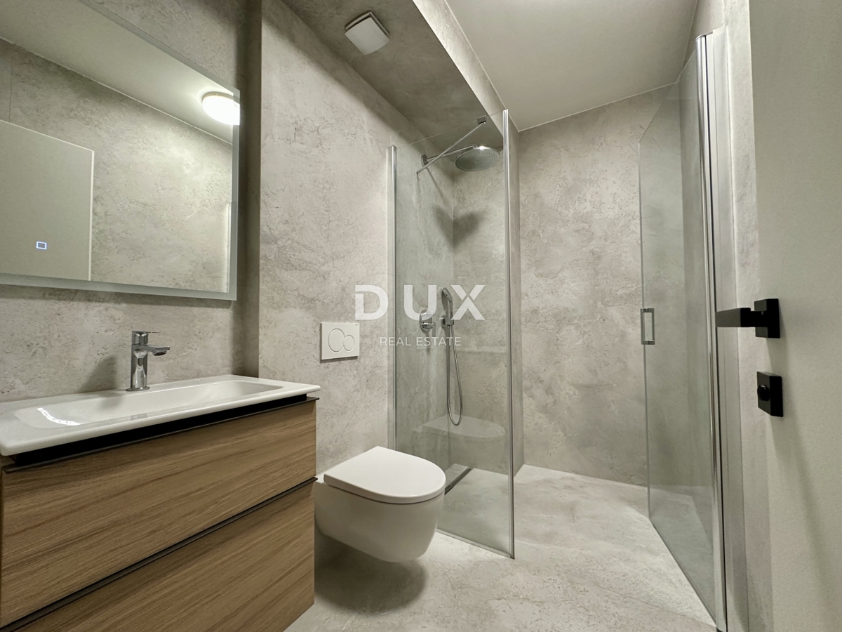 UMAG, CENTER - Stanovanje v luksuzni novogradnji, prva vrsta do morja