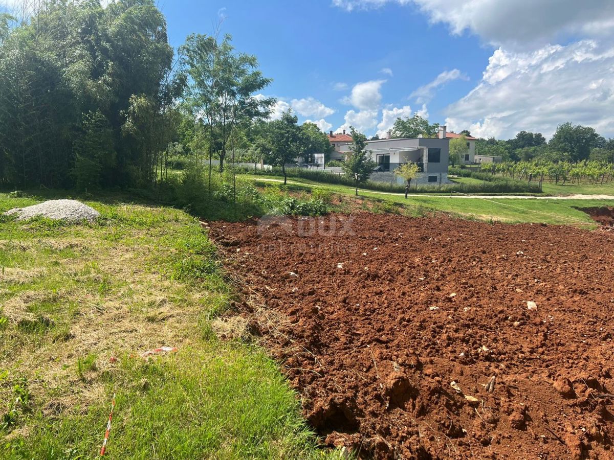 ISTRA, LABIN - Zazidljivo zemljišče na odlični mikrolokaciji