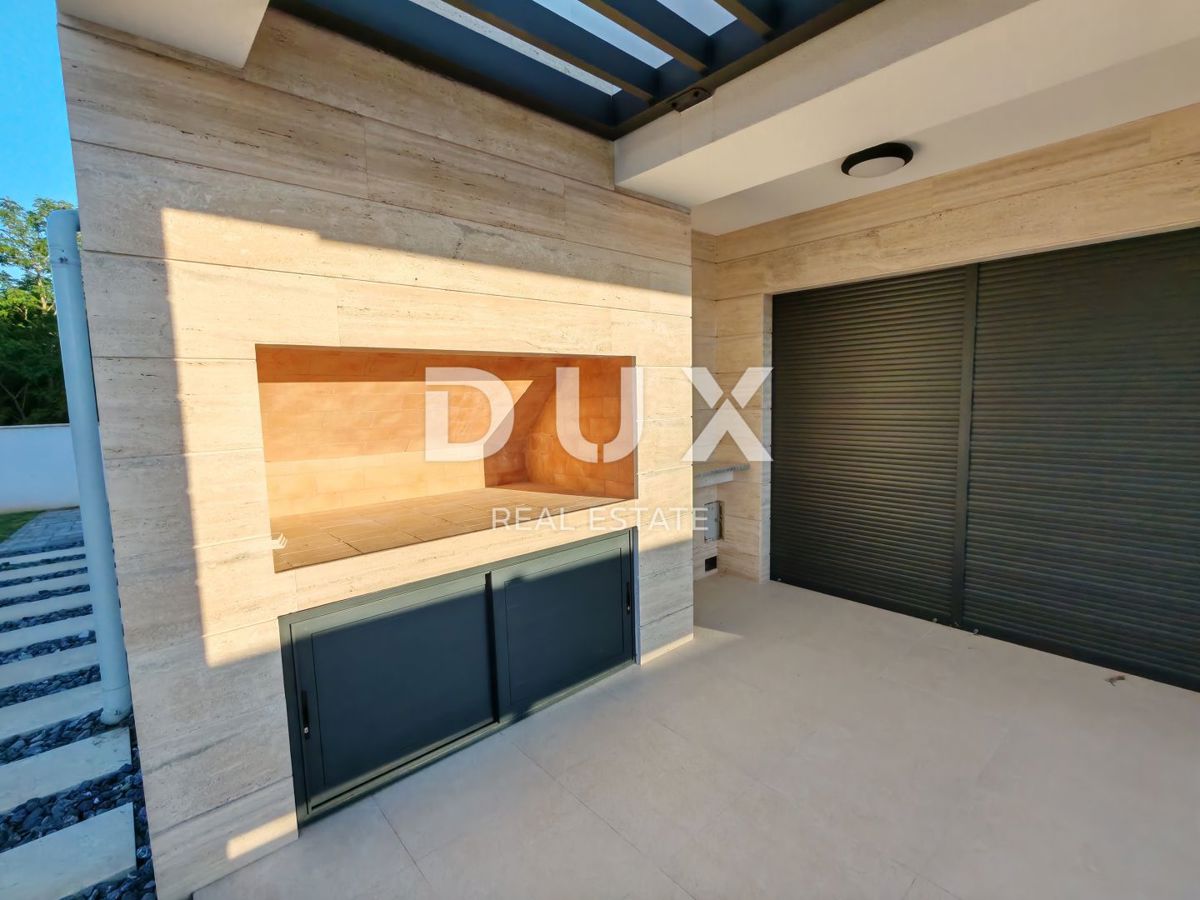  ZADAR, ZATON - Luksuzna vila dvojček z ogrevanim bazenom, savno in fitnesom! Novogradnja! B1