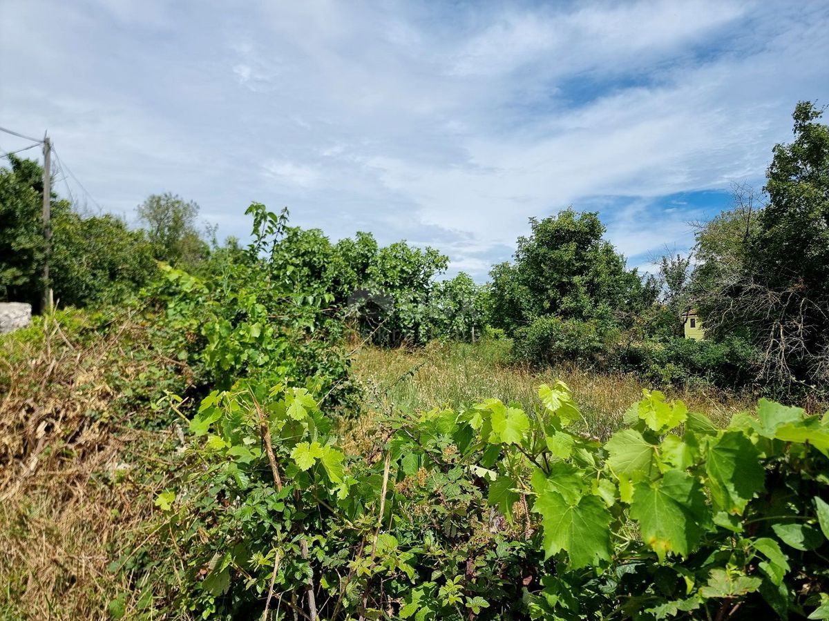 ISTRA, LABIN - Prostorna parcela s panoramskim razgledom