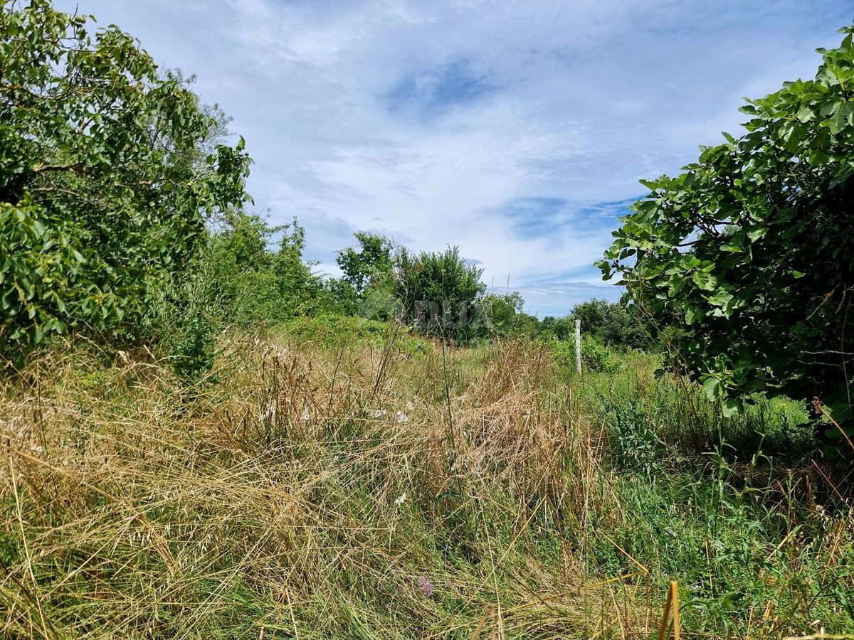 ISTRA, LABIN - Prostorna parcela s panoramskim razgledom