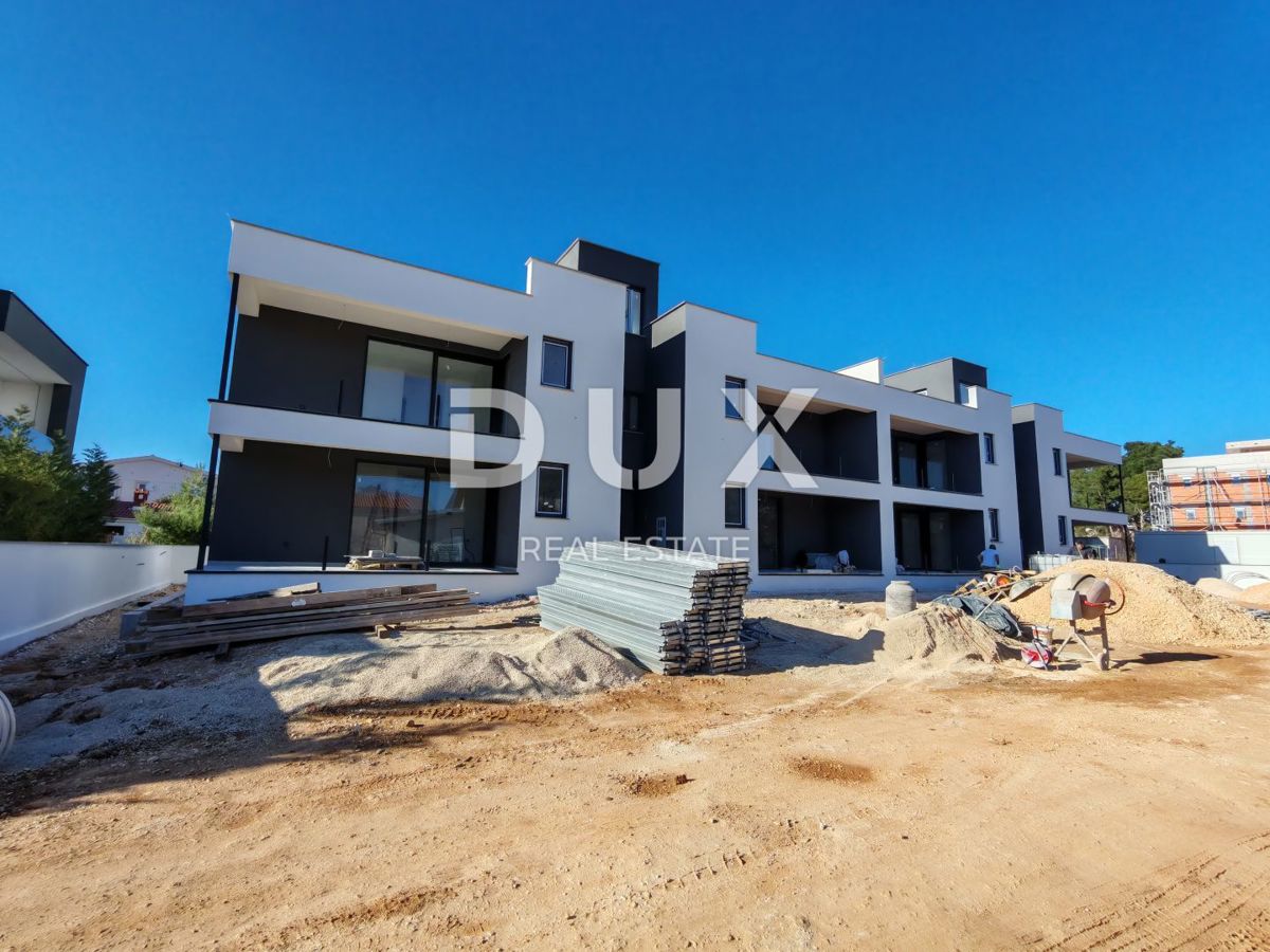 ZADAR, VIR - Novogradnja! Sodoben penthouse le 130 metrov od plaže s fantastičnim pogledom na morje! 1-S3