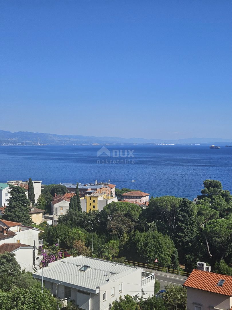 OPATIJA, CENTER - dvoetažni penthouse 4333m2 s panoramskim pogledom na morje in strešno teraso S2