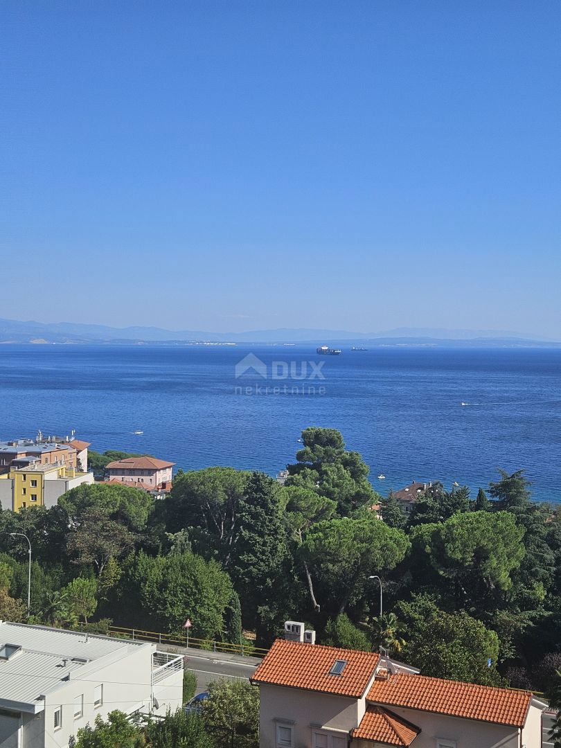 OPATIJA, CENTER - dvoetažni penthouse 4333m2 s panoramskim pogledom na morje in strešno teraso S2