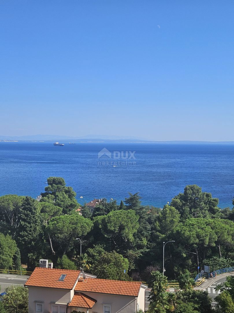 OPATIJA, CENTER - dvoetažni penthouse 4333m2 s panoramskim pogledom na morje in strešno teraso S2