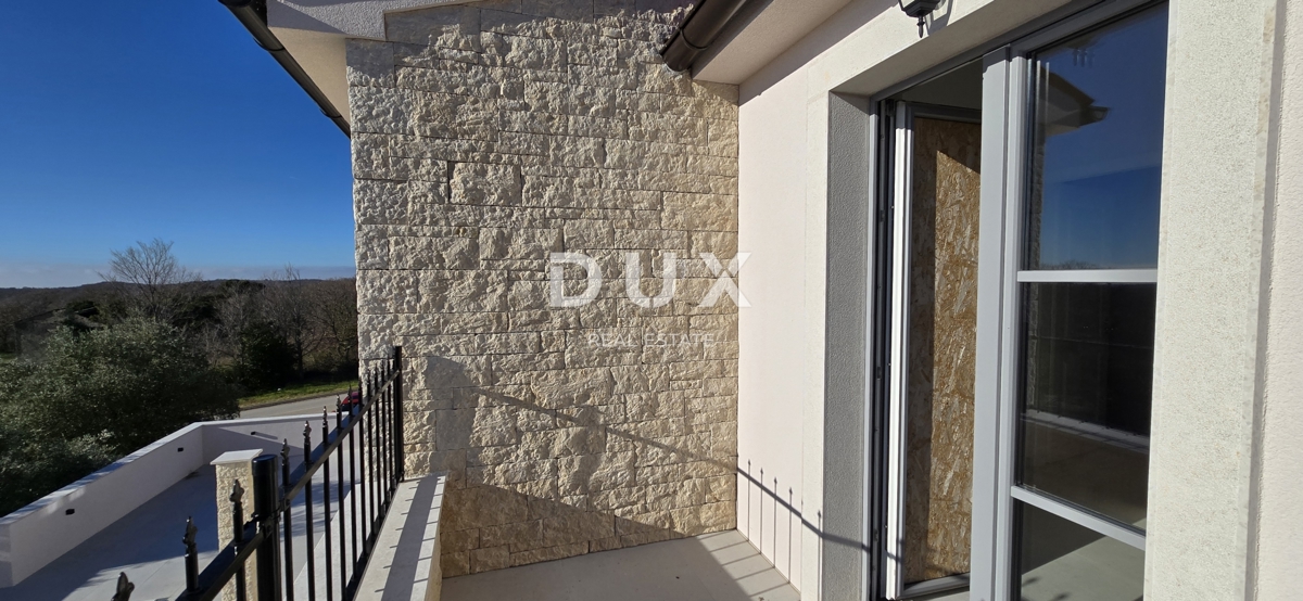 ISTRA, POREČ - Novozgrajena vila z neskončnim bazenom, zasebnim podzemnim parkiriščem in fantastičnim pogledom na morje