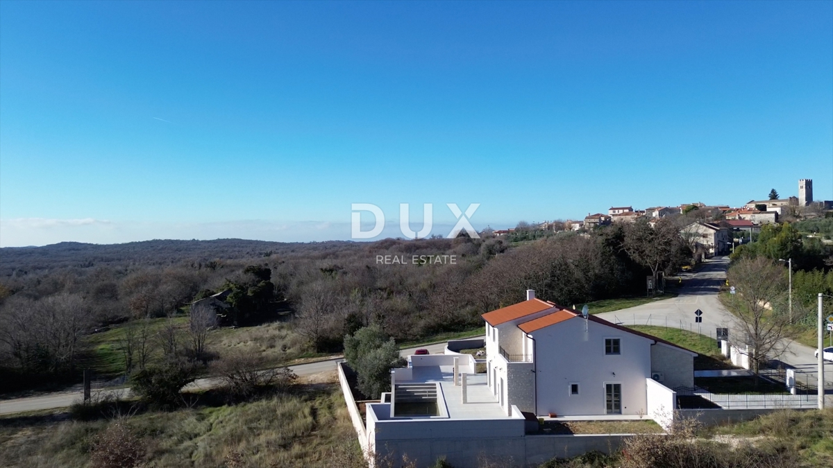 ISTRA, POREČ - Novozgrajena vila z neskončnim bazenom, zasebnim podzemnim parkiriščem in fantastičnim pogledom na morje