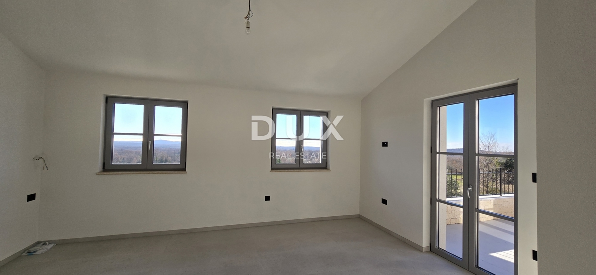 ISTRA, POREČ - Novozgrajena vila z neskončnim bazenom, zasebnim podzemnim parkiriščem in fantastičnim pogledom na morje