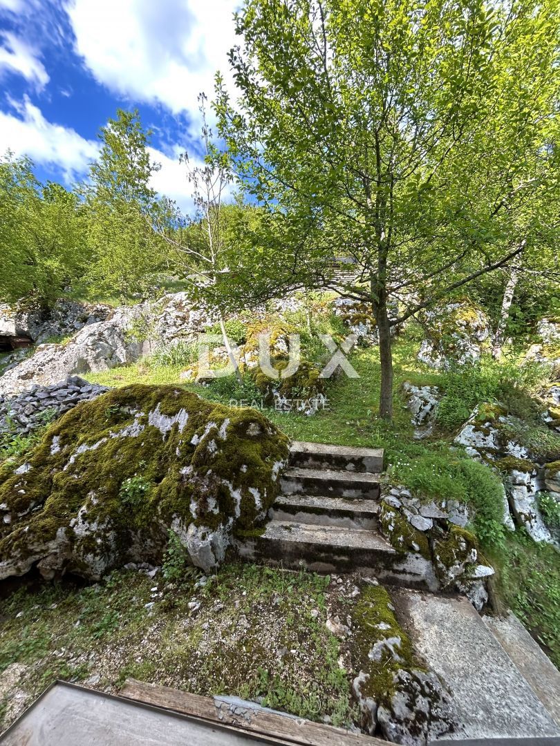 OTOČAC, SINAC - Hiša na izjemni lokaciji