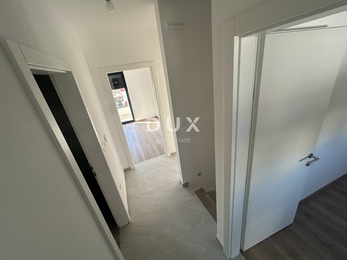 ŠIBENIK, VODICE - Trisobno stanovanje v novogradnji na mirni lokaciji