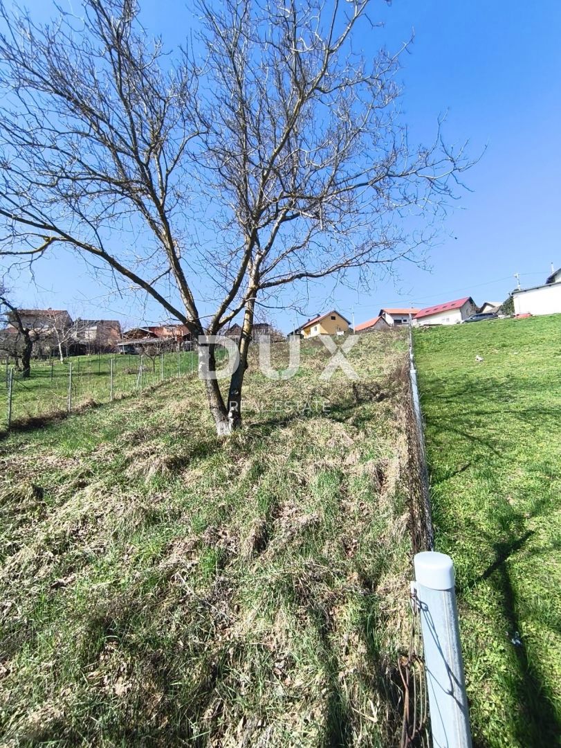 ZAGREB, MIKULIĆI - Gradbeno zemljišče s projektom za luksuzno vilo z bazenom