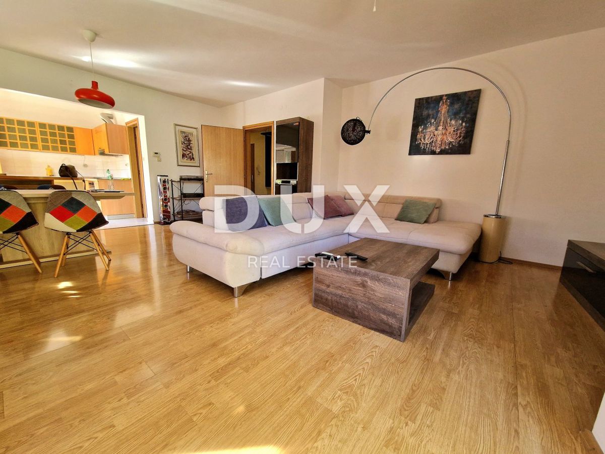 RIJEKA, BELVEDER - 134 m2, 3 spalnice + dnevna soba, loggia