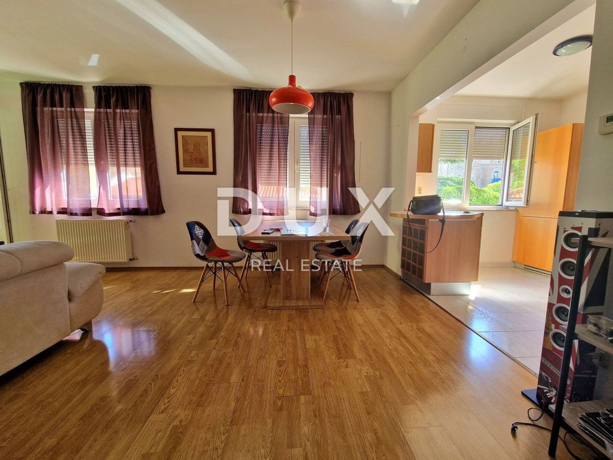 RIJEKA, BELVEDER - 134 m2, 3 spalnice + dnevna soba, loggia